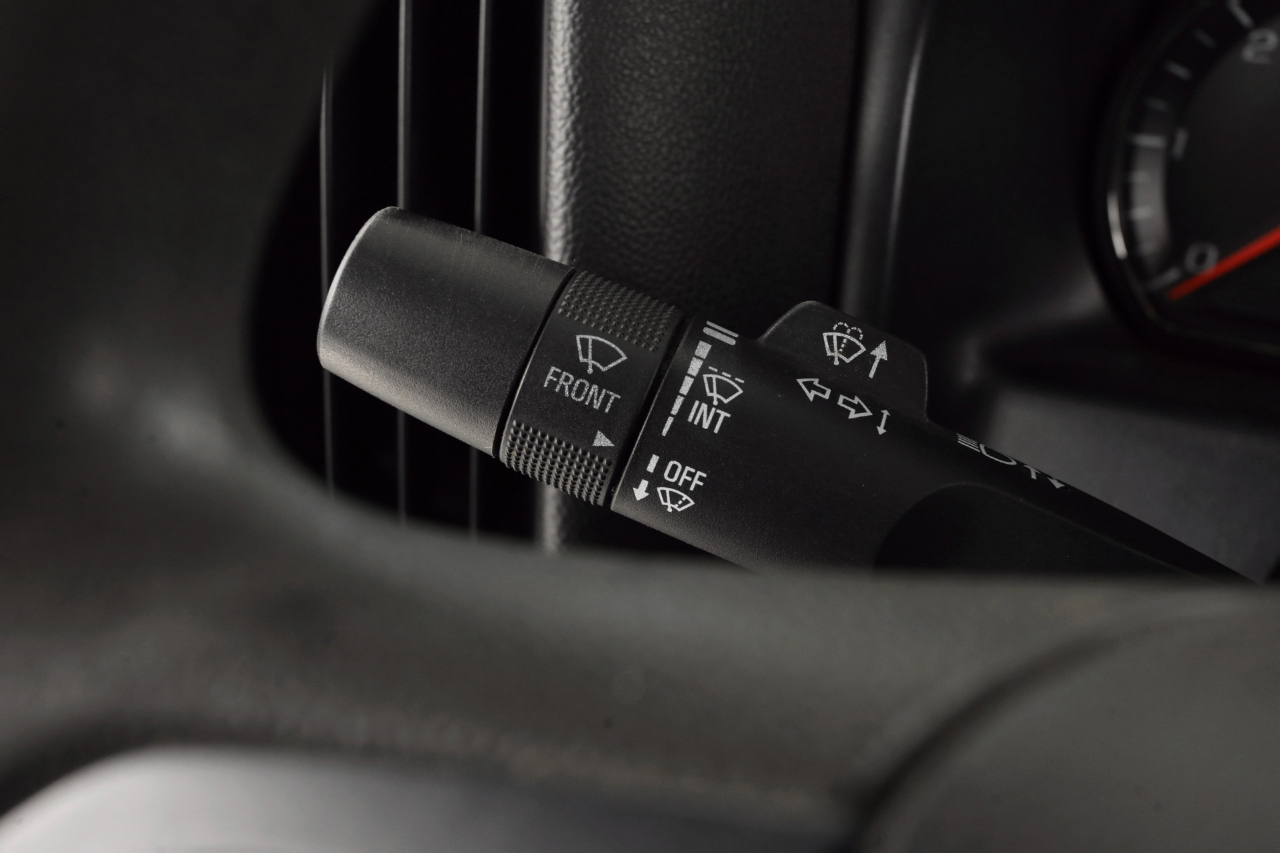 GMC Sierra 2500HD SLE Crew Cab 4WD 2017