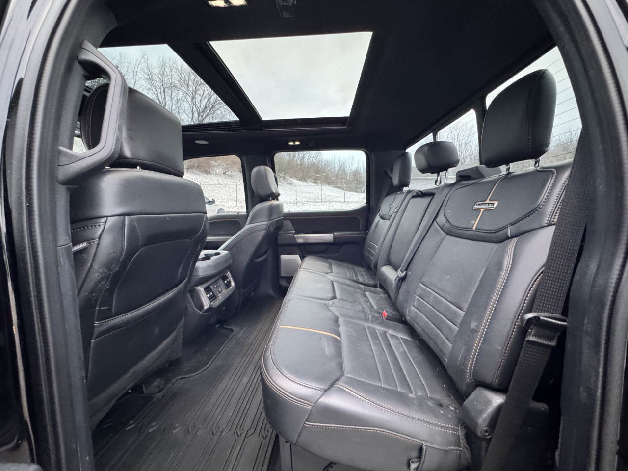 Ford F-450 SD Platinum Crew Cab DRW 4WD 2024