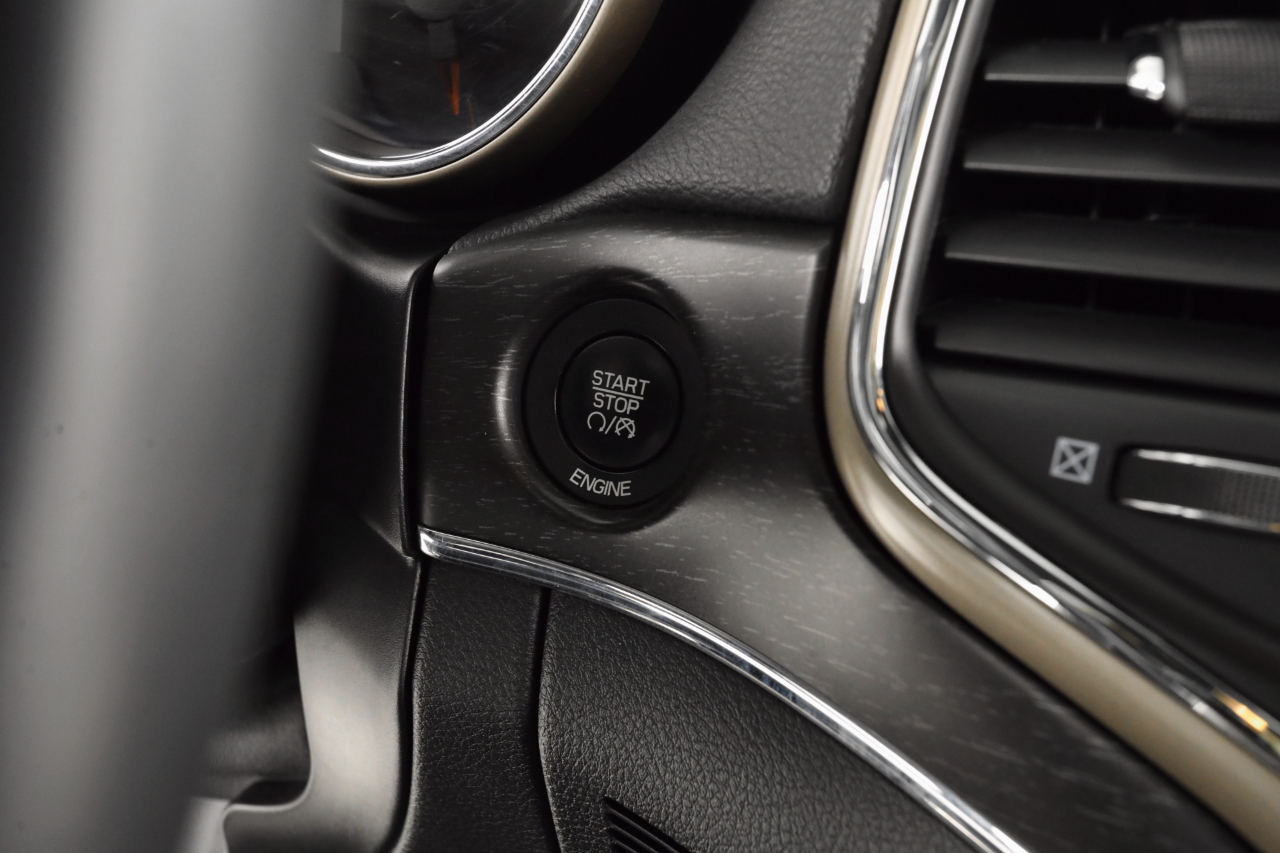 Jeep Grand Cherokee Limited 4WD 2016