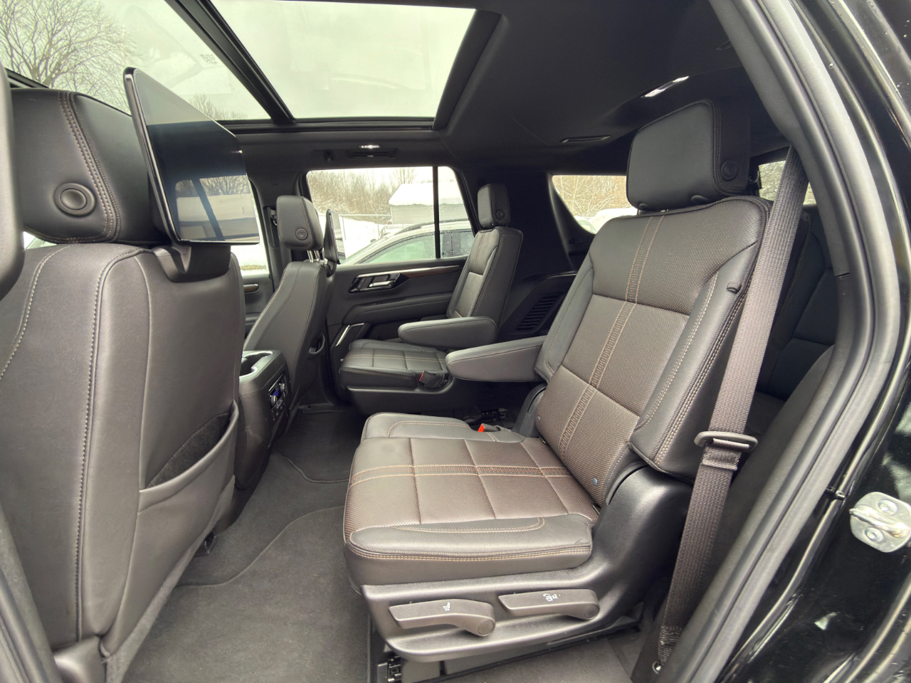 Chevrolet Tahoe High Country 4WD 2025