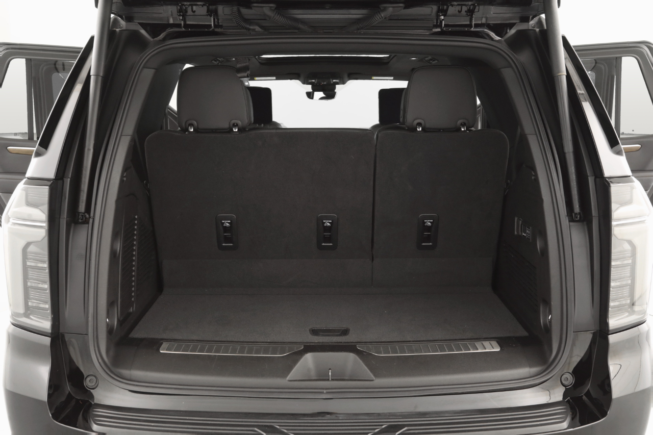 Chevrolet Tahoe High Country 4WD 2025