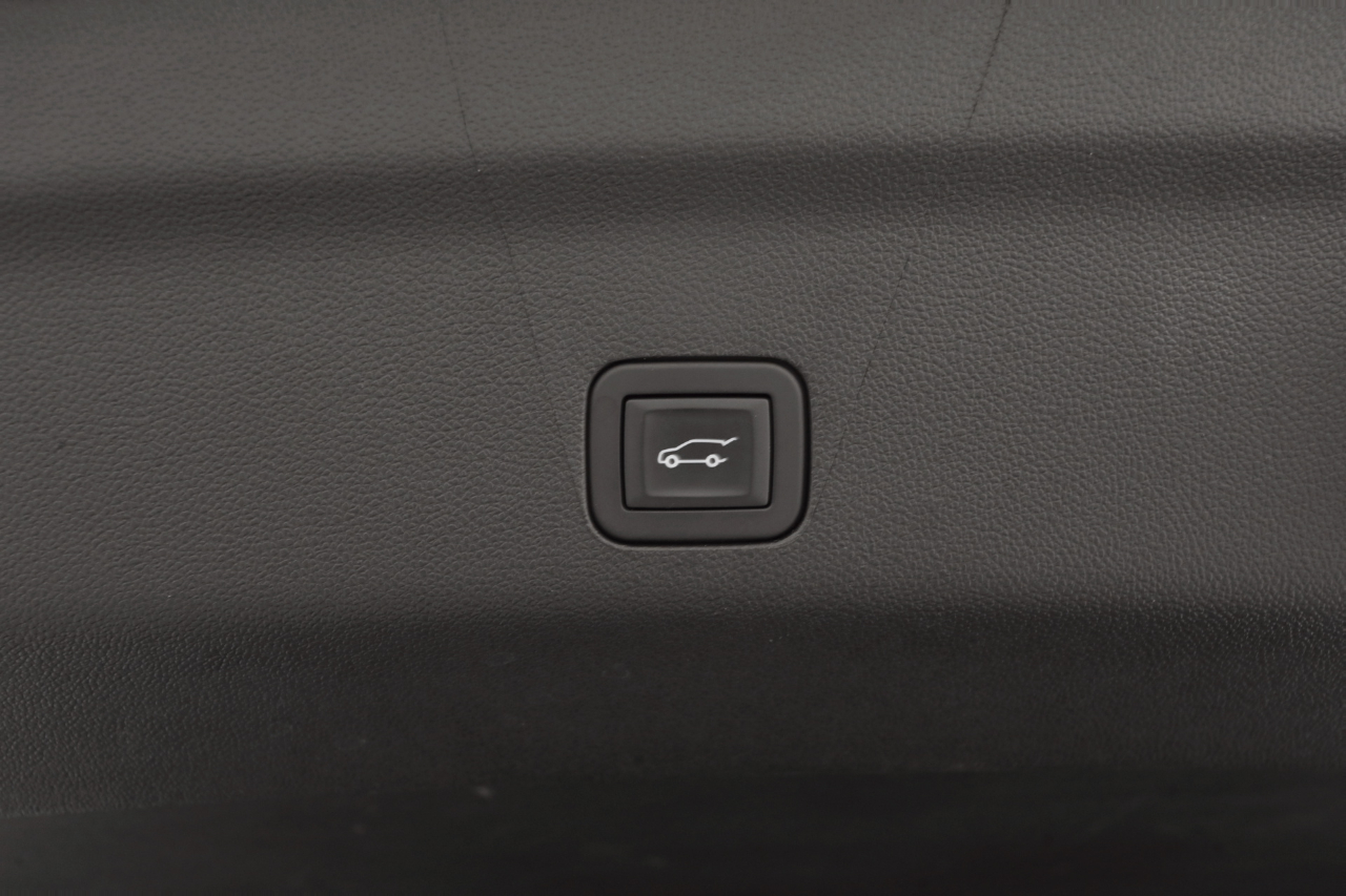 Chevrolet Tahoe High Country 4WD 2025