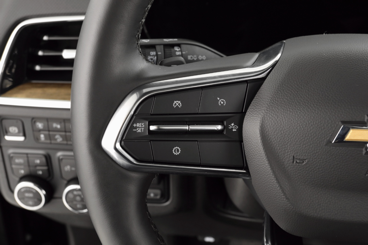 Chevrolet Tahoe High Country 4WD 2025