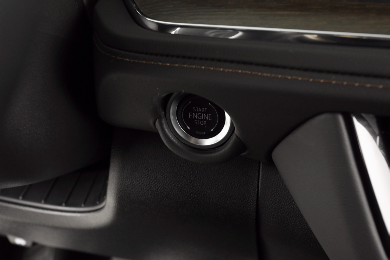 Chevrolet Tahoe High Country 4WD 2025