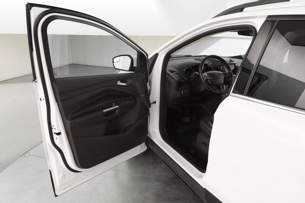 Ford Escape SEL 4WD 2019