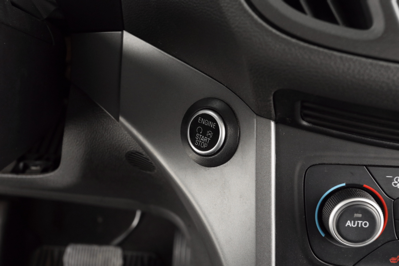 Ford Escape SEL 4WD 2019