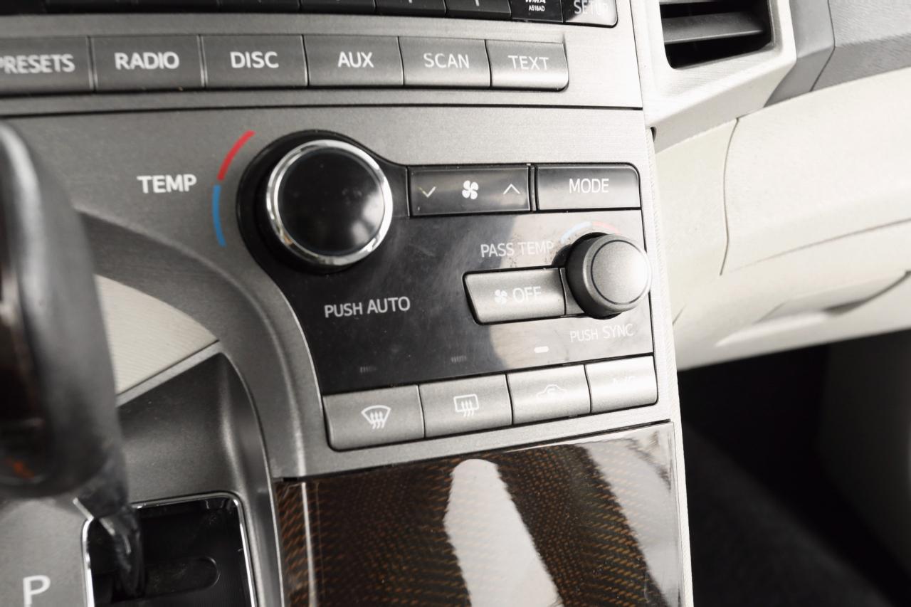 Toyota Venza AWD V6 2010