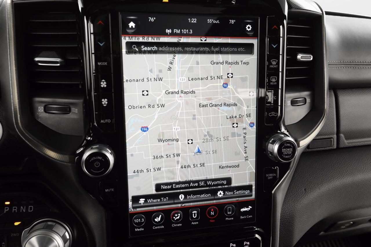 RAM 1500 Rebel Crew Cab 4WD 2021