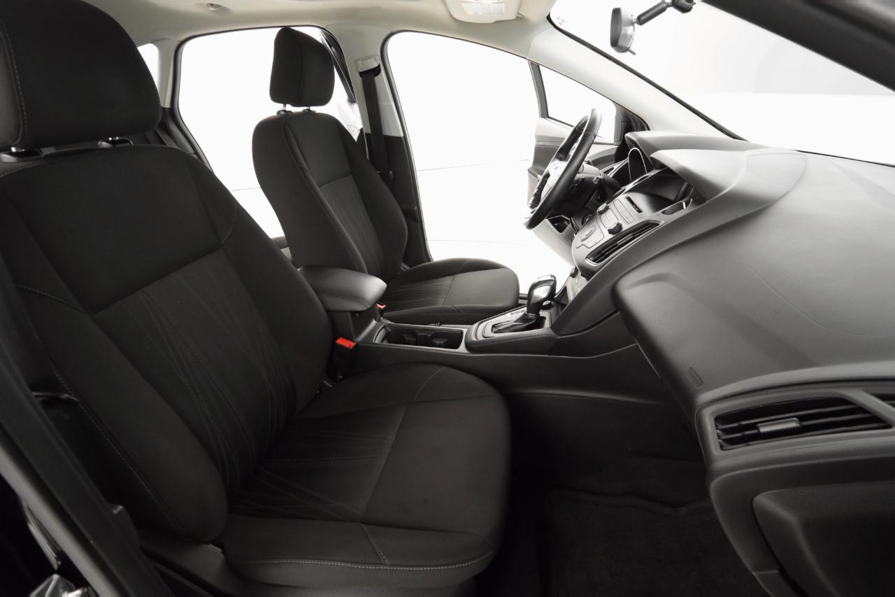 Ford Focus SE Hatch 2015