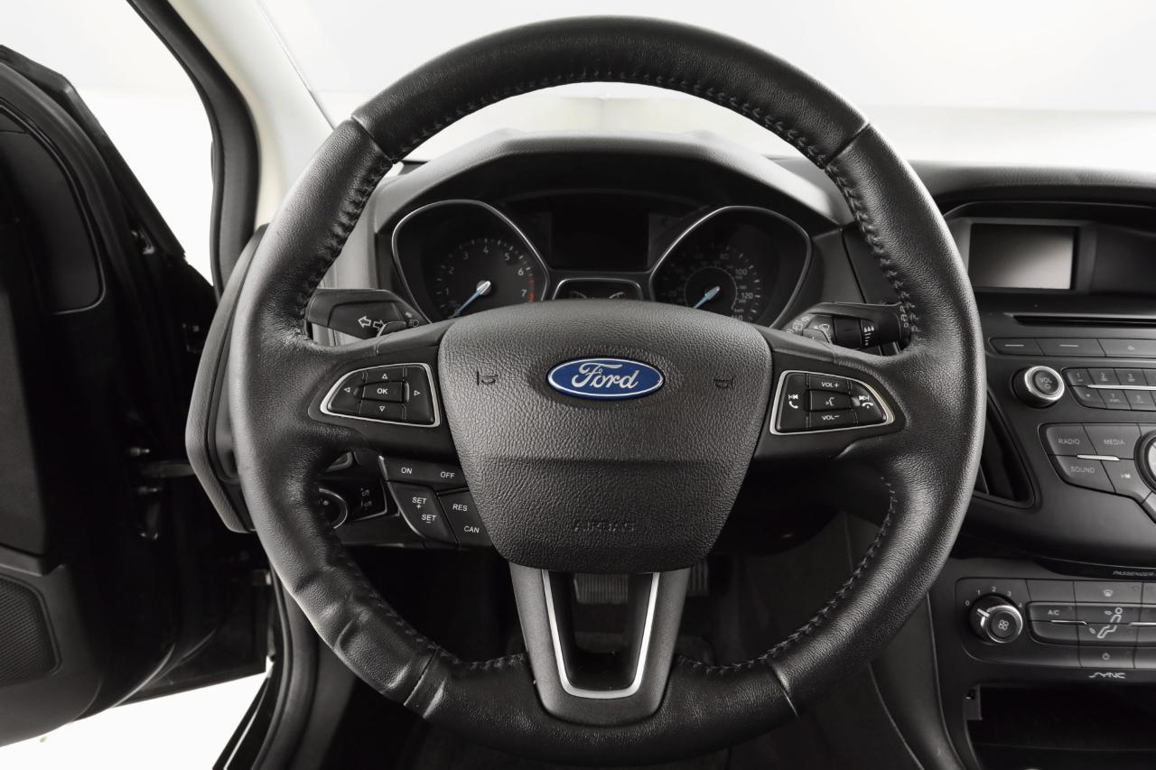 Ford Focus SE Hatch 2015