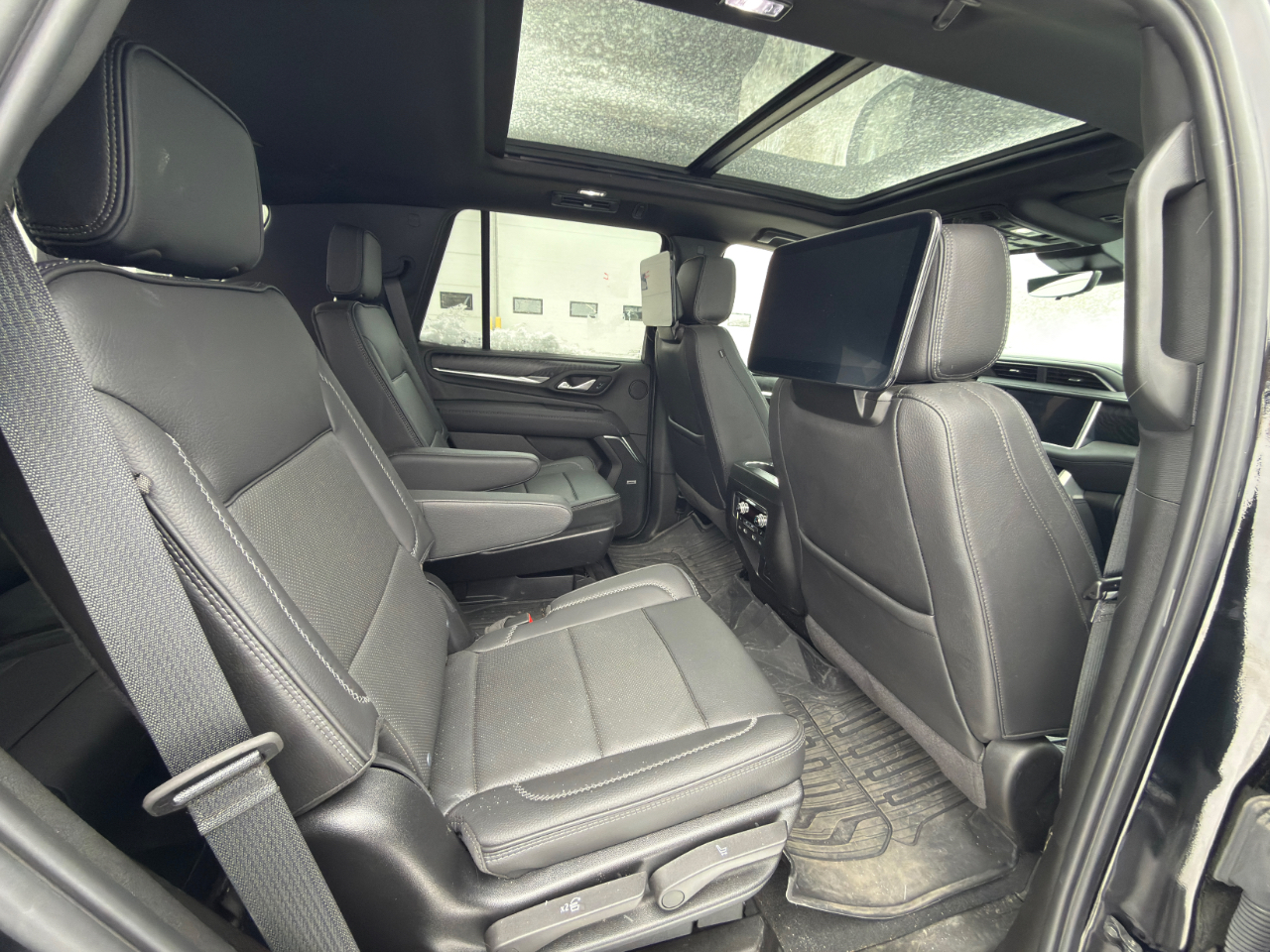 GMC Yukon Denali 4WD 2024