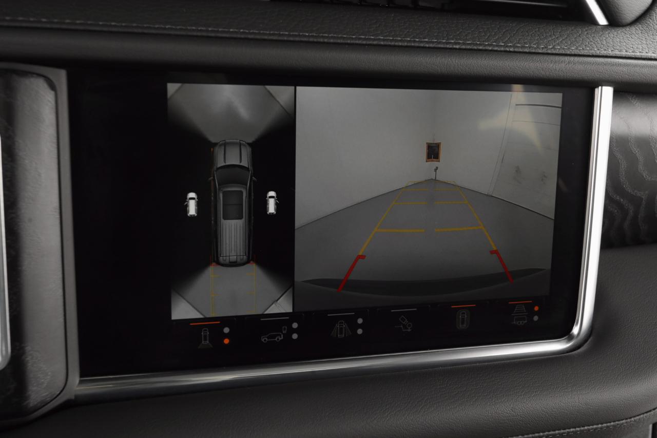 GMC Yukon Denali 4WD 2024