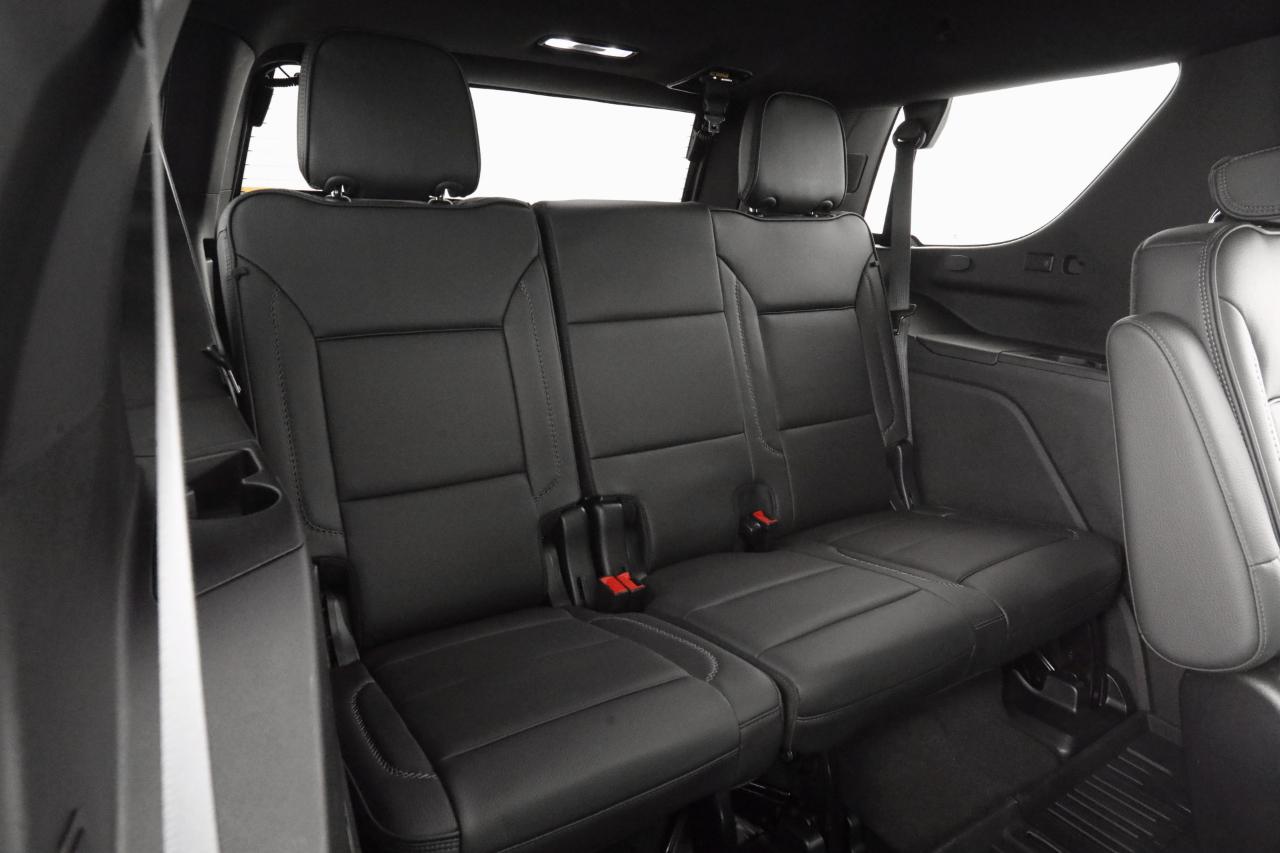 GMC Yukon Denali 4WD 2024