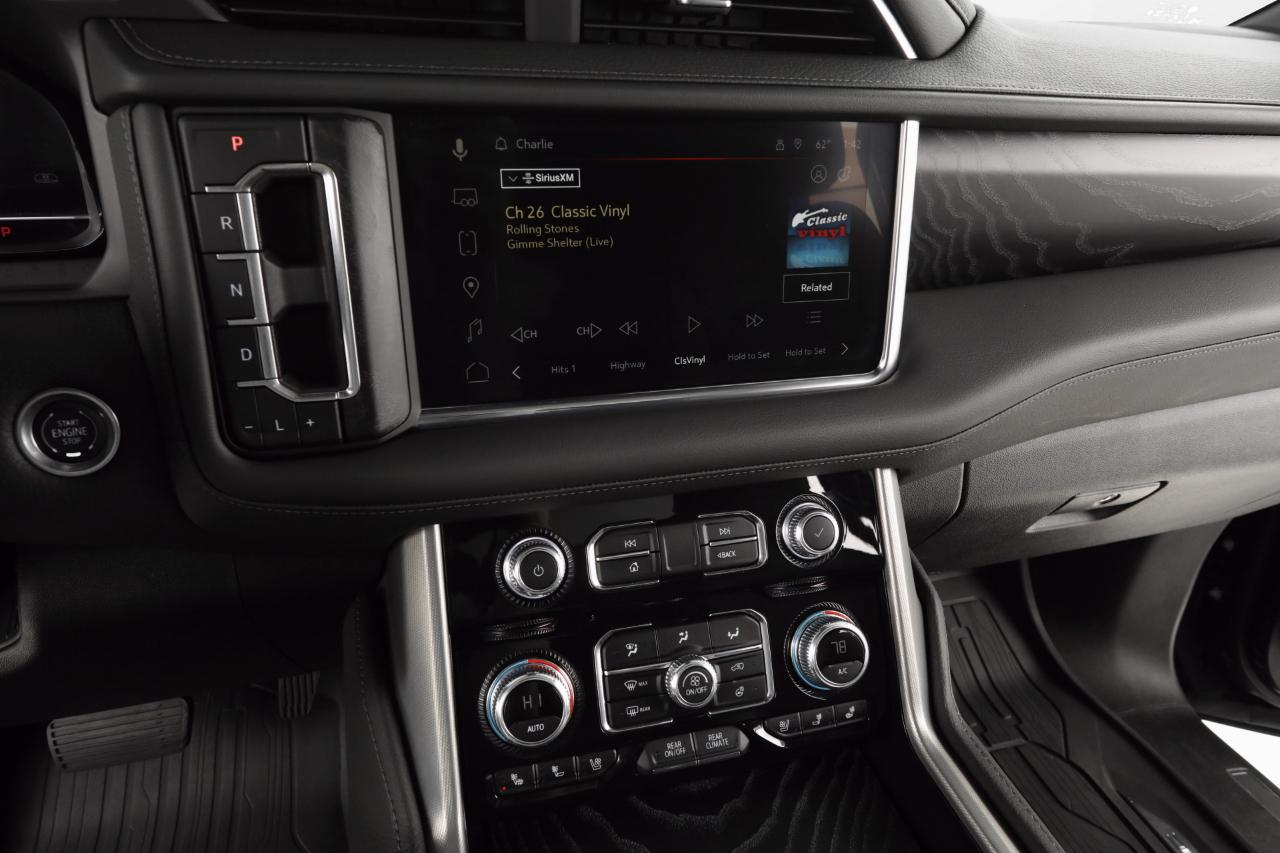 GMC Yukon Denali 4WD 2024