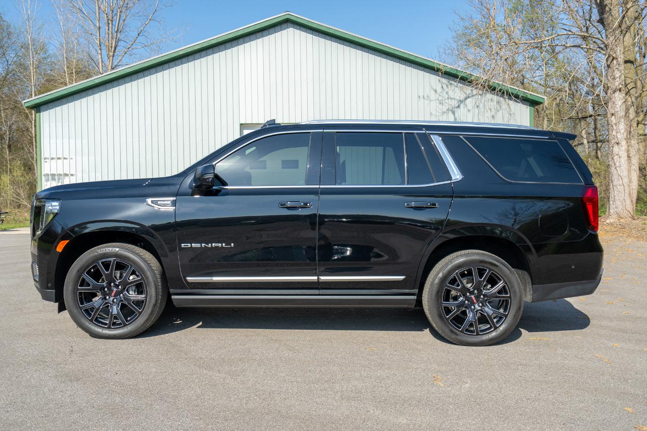 GMC Yukon Denali 4WD 2024