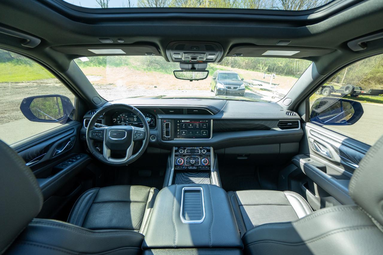 GMC Yukon Denali 4WD 2024