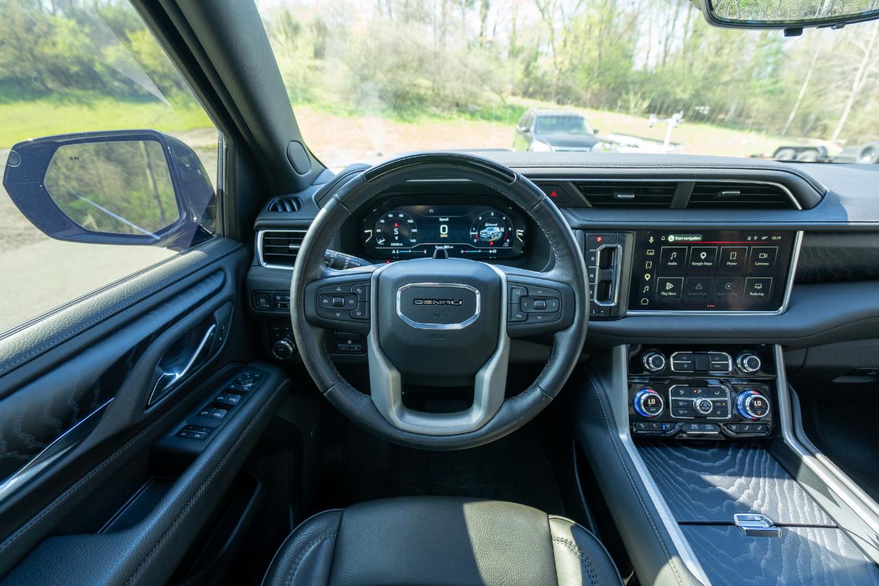 GMC Yukon Denali 4WD 2024