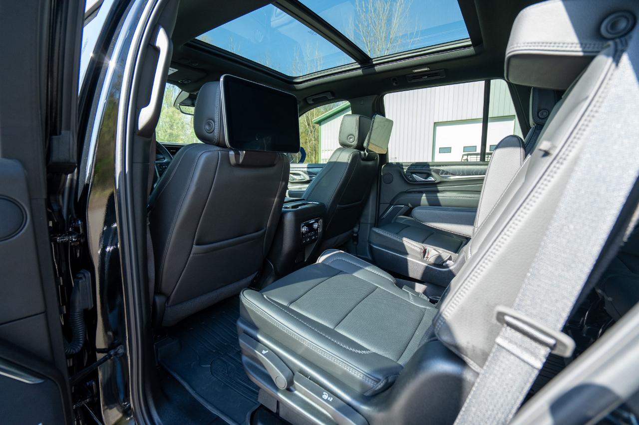 GMC Yukon Denali 4WD 2024