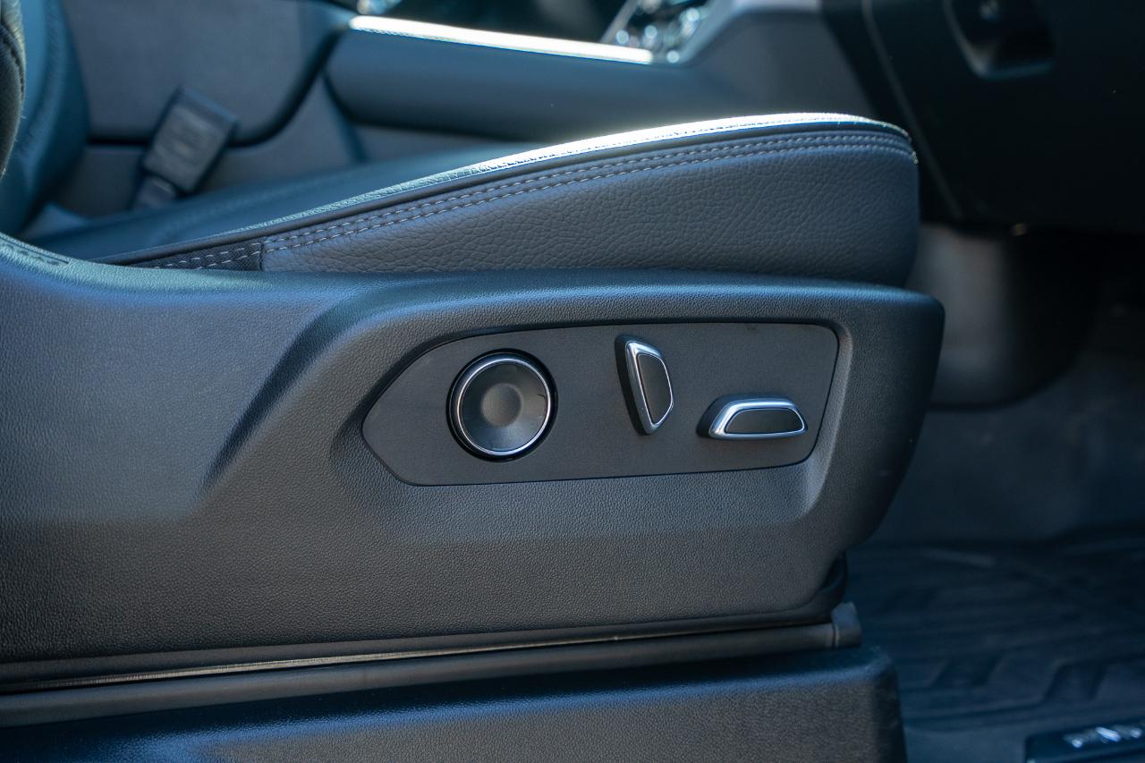 GMC Yukon Denali 4WD 2024