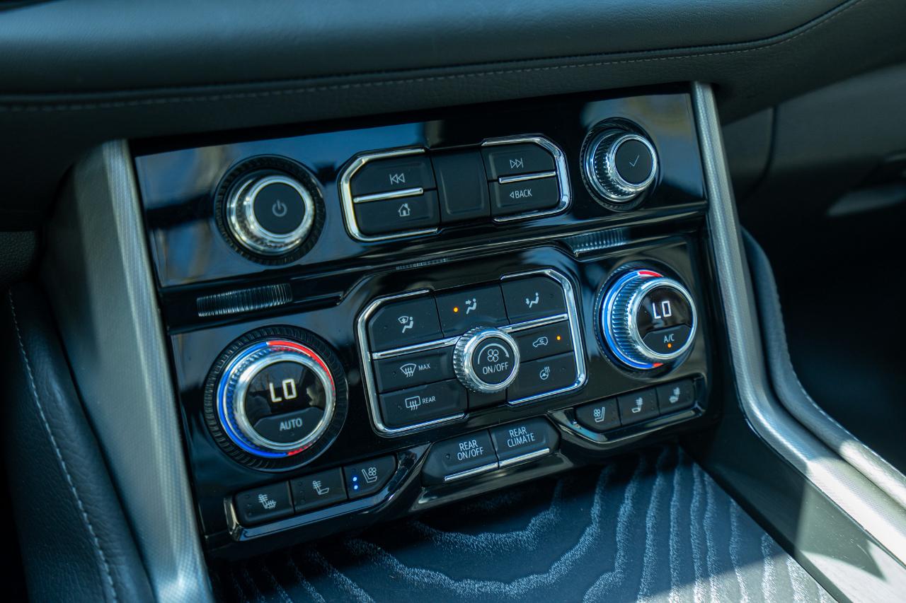 GMC Yukon Denali 4WD 2024