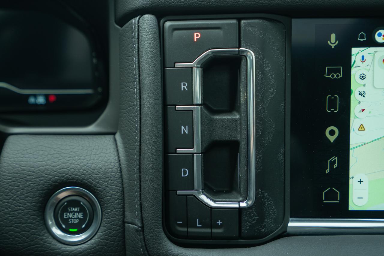 2024 GMC Yukon Denali - Photo 35