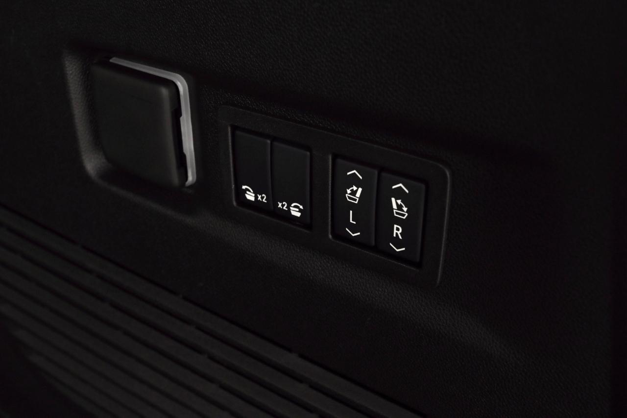 Chevrolet Suburban High Country 4WD 2025