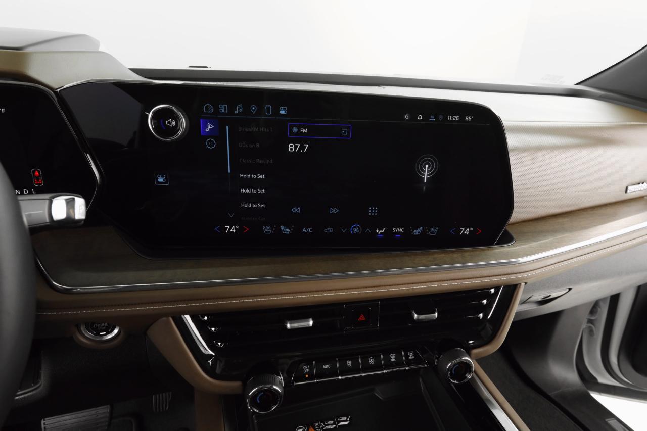 Chevrolet Suburban High Country 4WD 2025