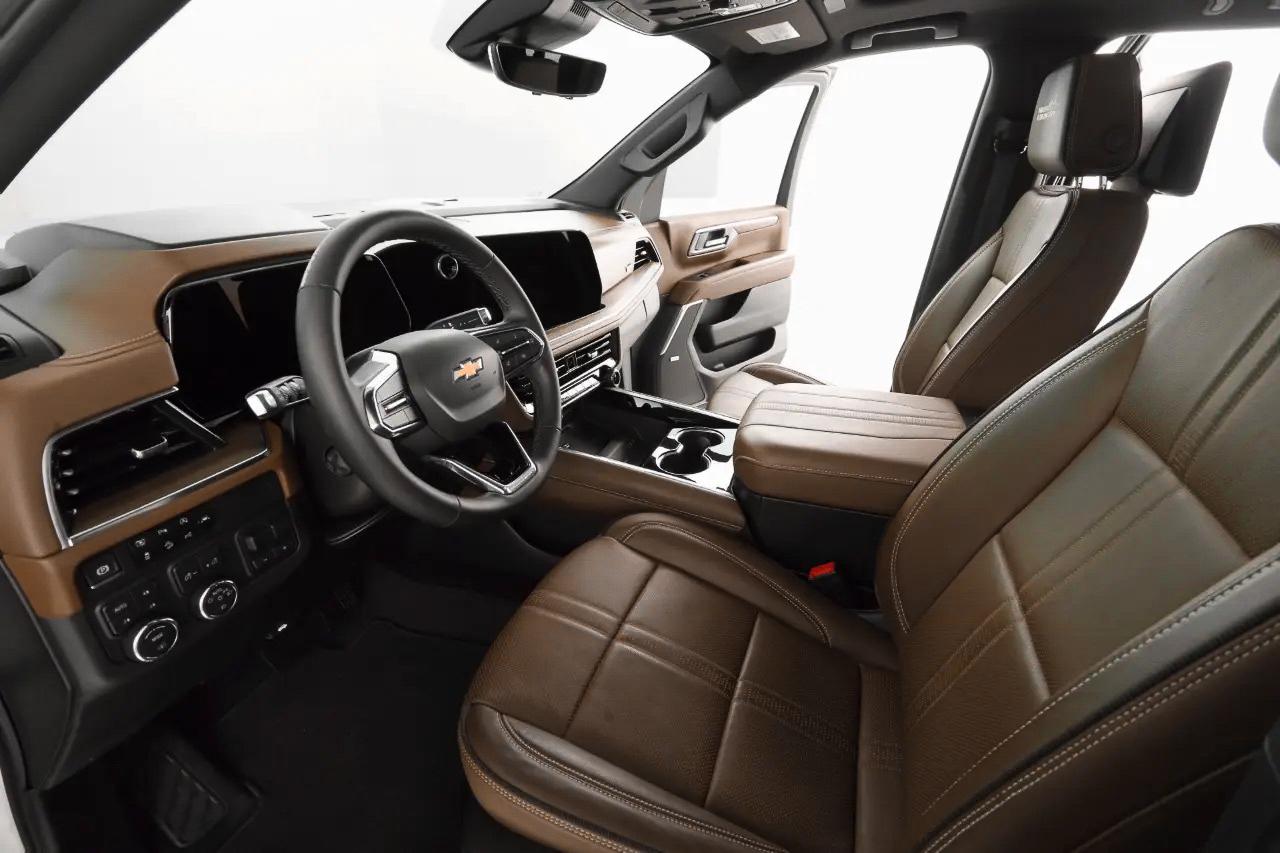 Chevrolet Suburban High Country 4WD 2025