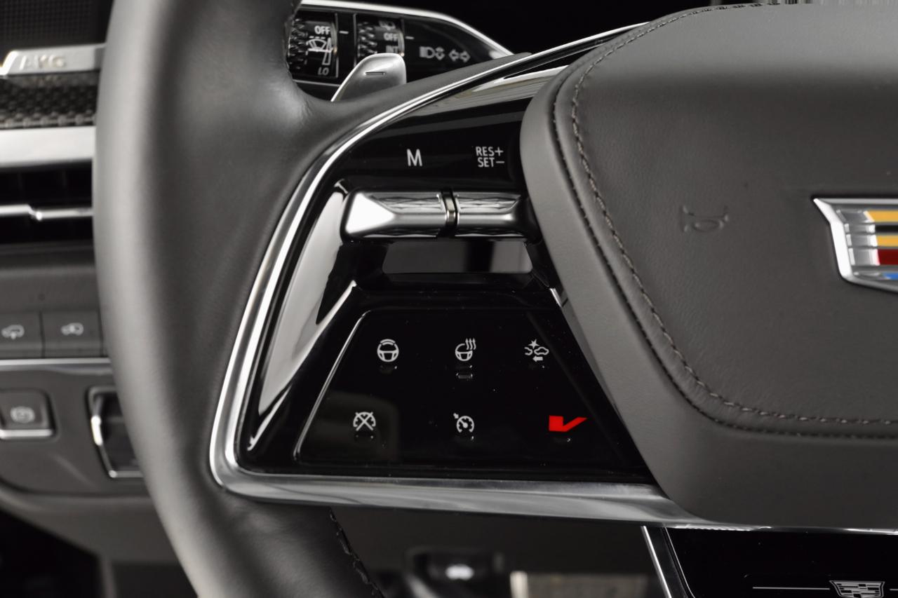 Cadillac Escalade  2025