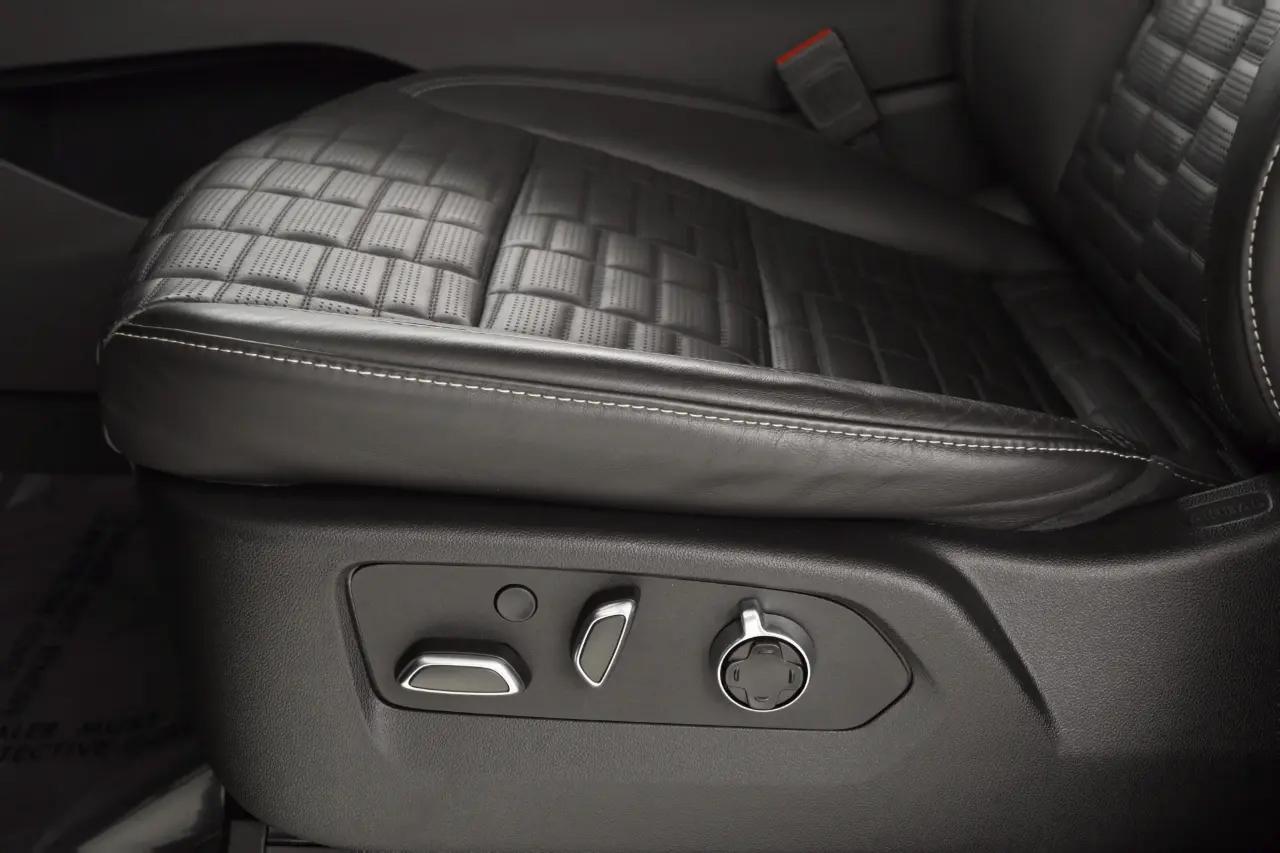 Cadillac Escalade  2025