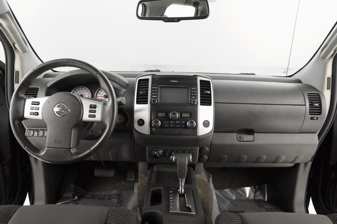 Nissan Frontier  2015