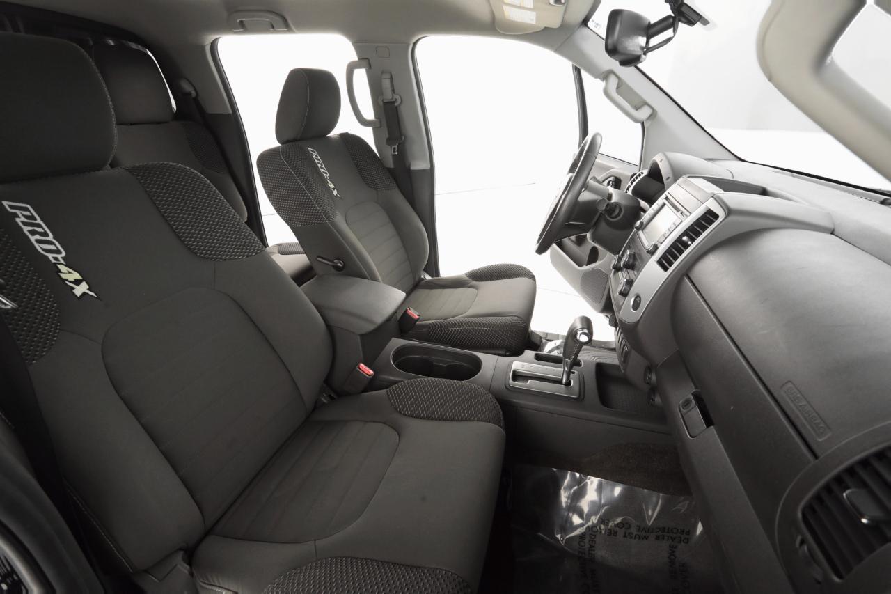 Nissan Frontier  2015