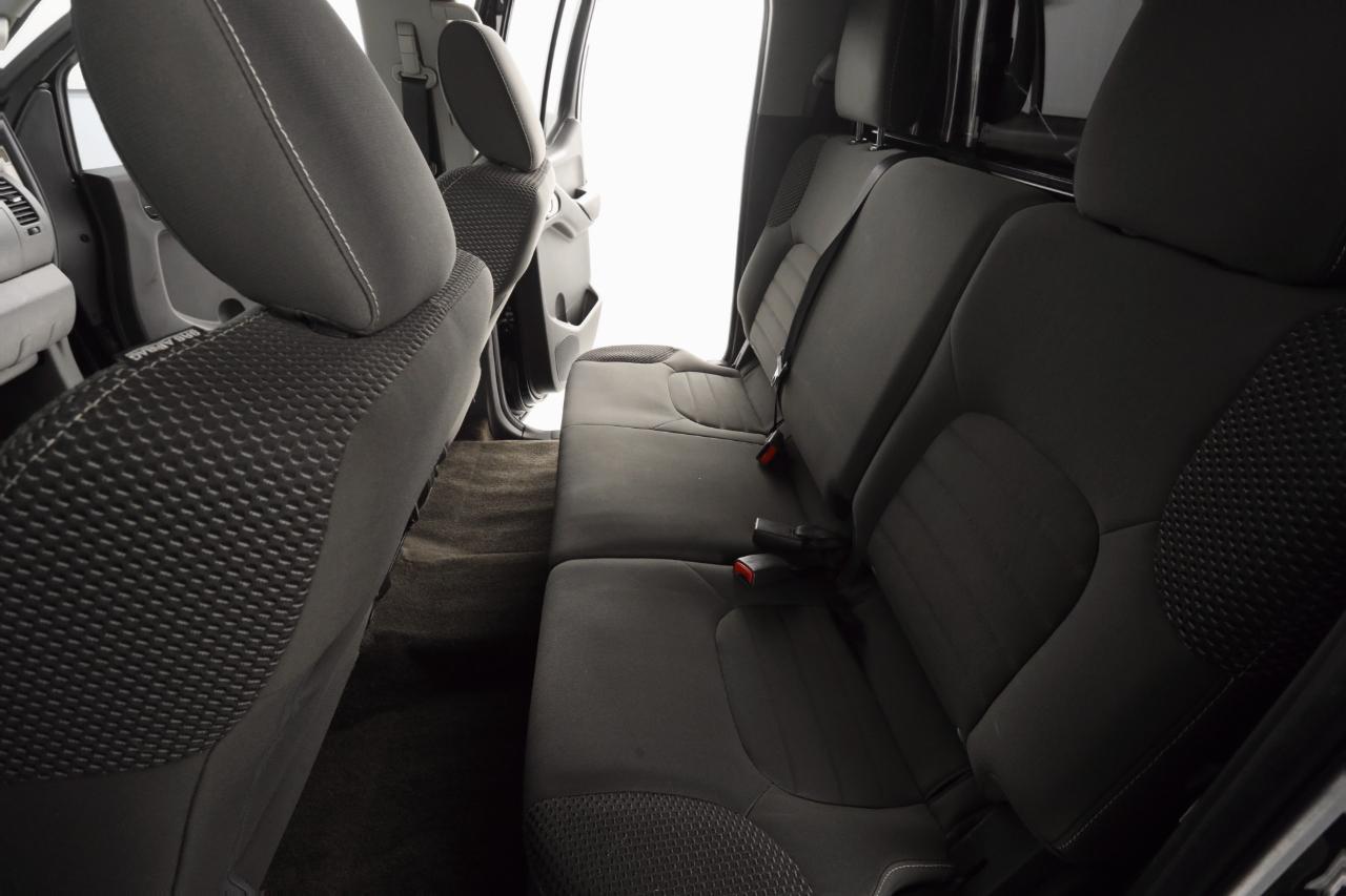 Nissan Frontier  2015