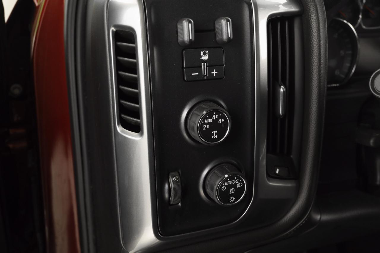 Chevrolet Silverado 1500 LTZ Z71 Double Cab 4WD 2016