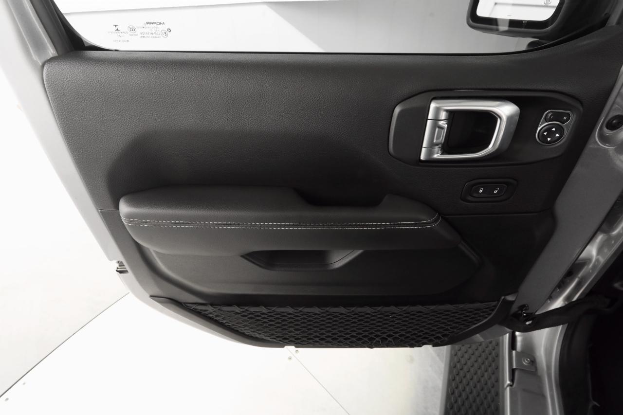 Jeep Wrangler Unlimited Sahara 4WD 2021