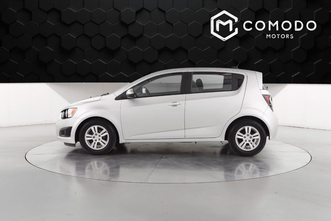 Chevrolet Sonic LS 2012