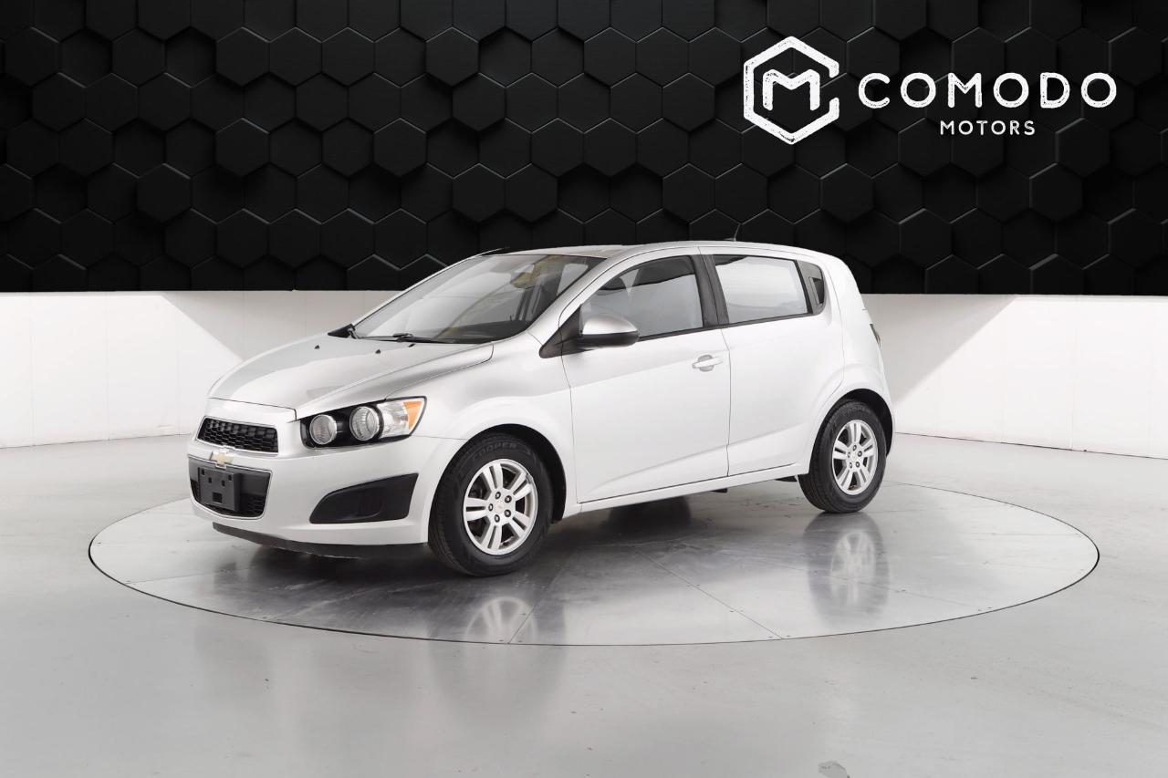 Chevrolet Sonic LS 2012
