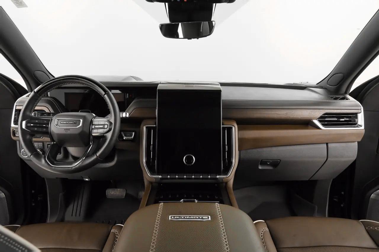 GMC Yukon XL Denali Ultimate 4WD 2025