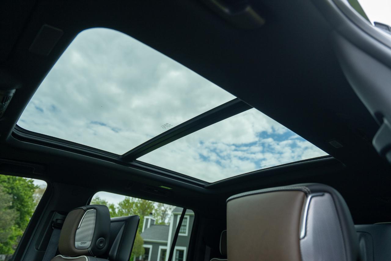 GMC Yukon XL Denali Ultimate 4WD 2025