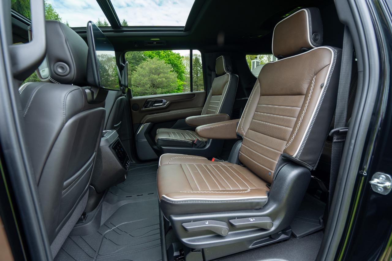 GMC Yukon XL Denali Ultimate 4WD 2025