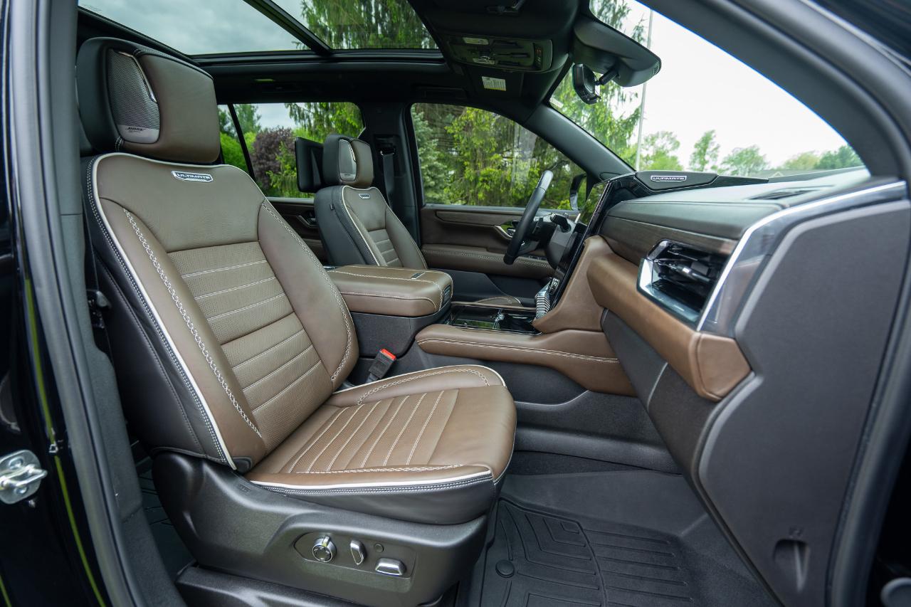 GMC Yukon XL Denali Ultimate 4WD 2025