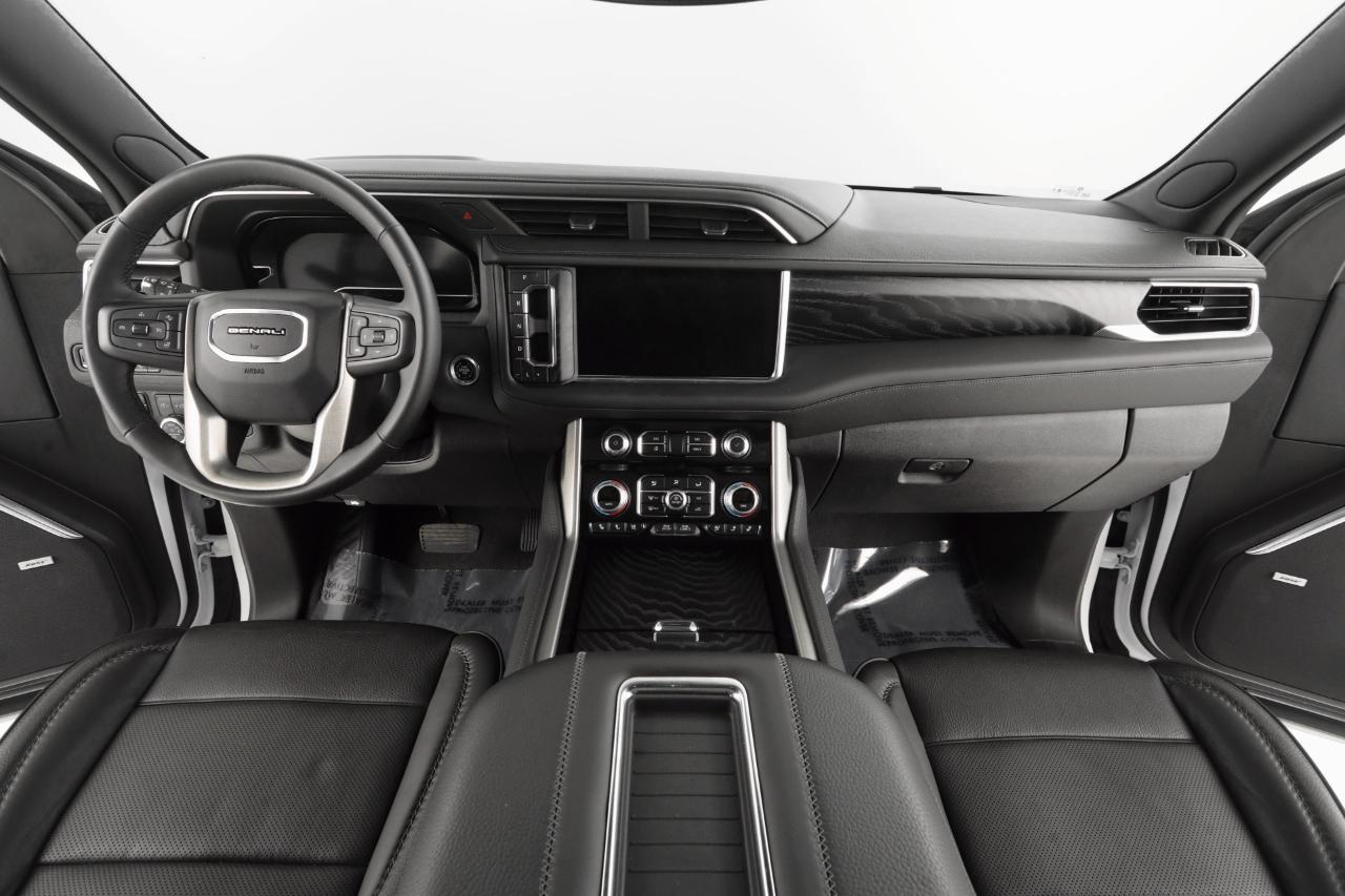 GMC Yukon XL Denali 4WD 2023