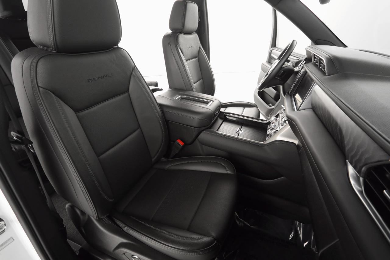 GMC Yukon XL Denali 4WD 2023
