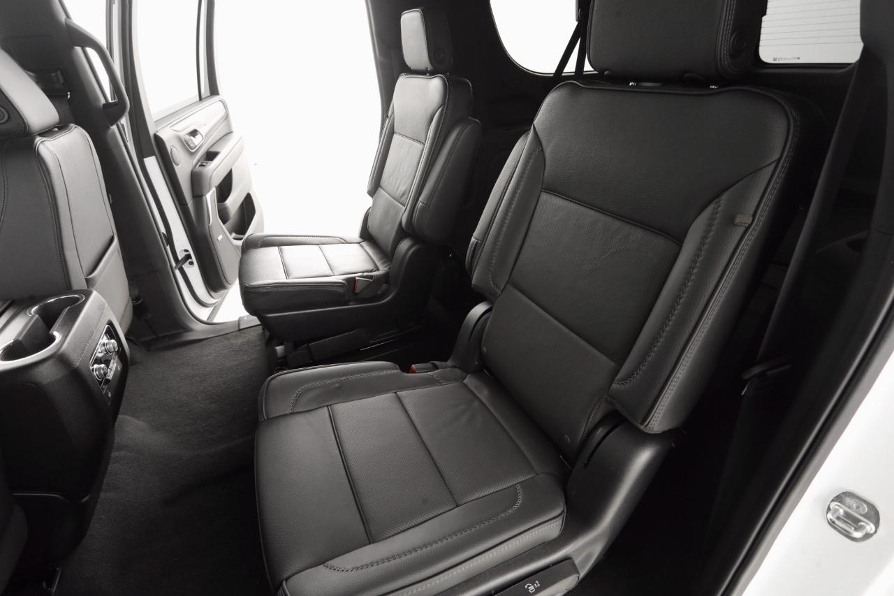 GMC Yukon XL Denali 4WD 2023