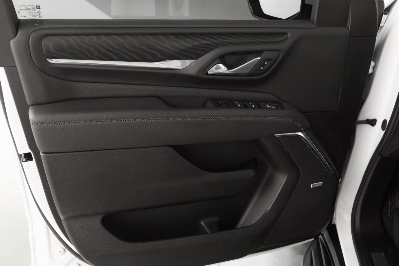 GMC Yukon XL Denali 4WD 2023