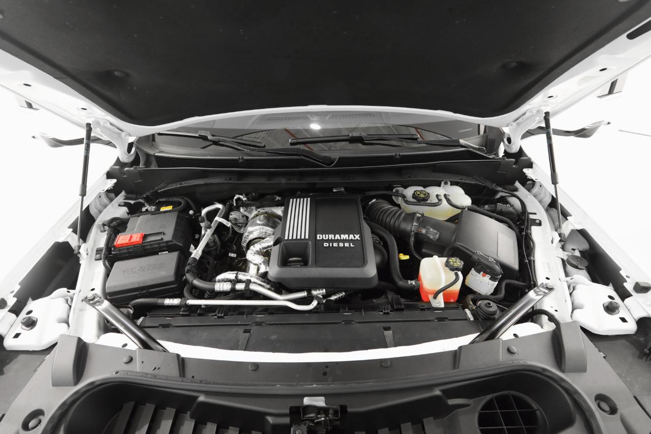 GMC Yukon XL Denali 4WD 2023