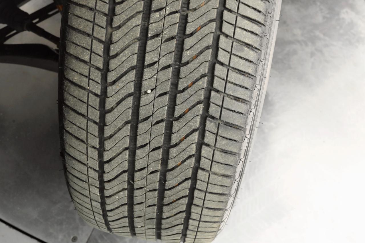 GMC Yukon XL Denali 4WD 2023