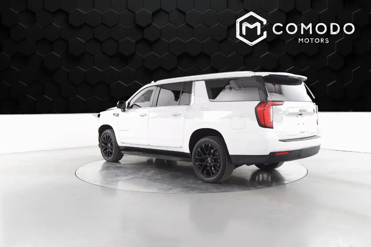 GMC Yukon XL Denali 4WD 2023