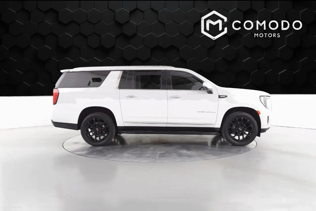 GMC Yukon XL Denali 4WD 2023