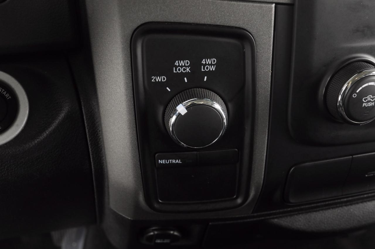 RAM 1500 SLT Crew Cab 4WD 2013